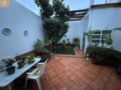 Terrassa de Casa adosada en venda en Utrera amb Aire condicionat, Jardí privat i Terrassa