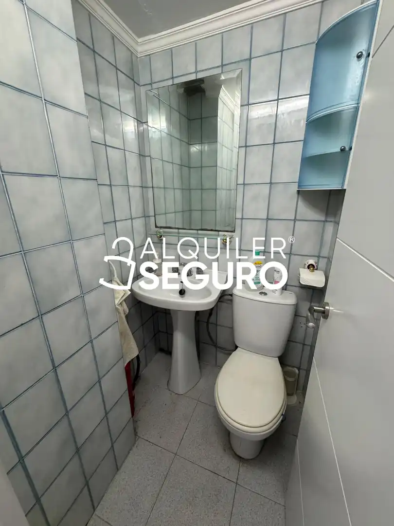 Bathroom of Flat for rent in Málaga  with Heating, Terrace and Furnished