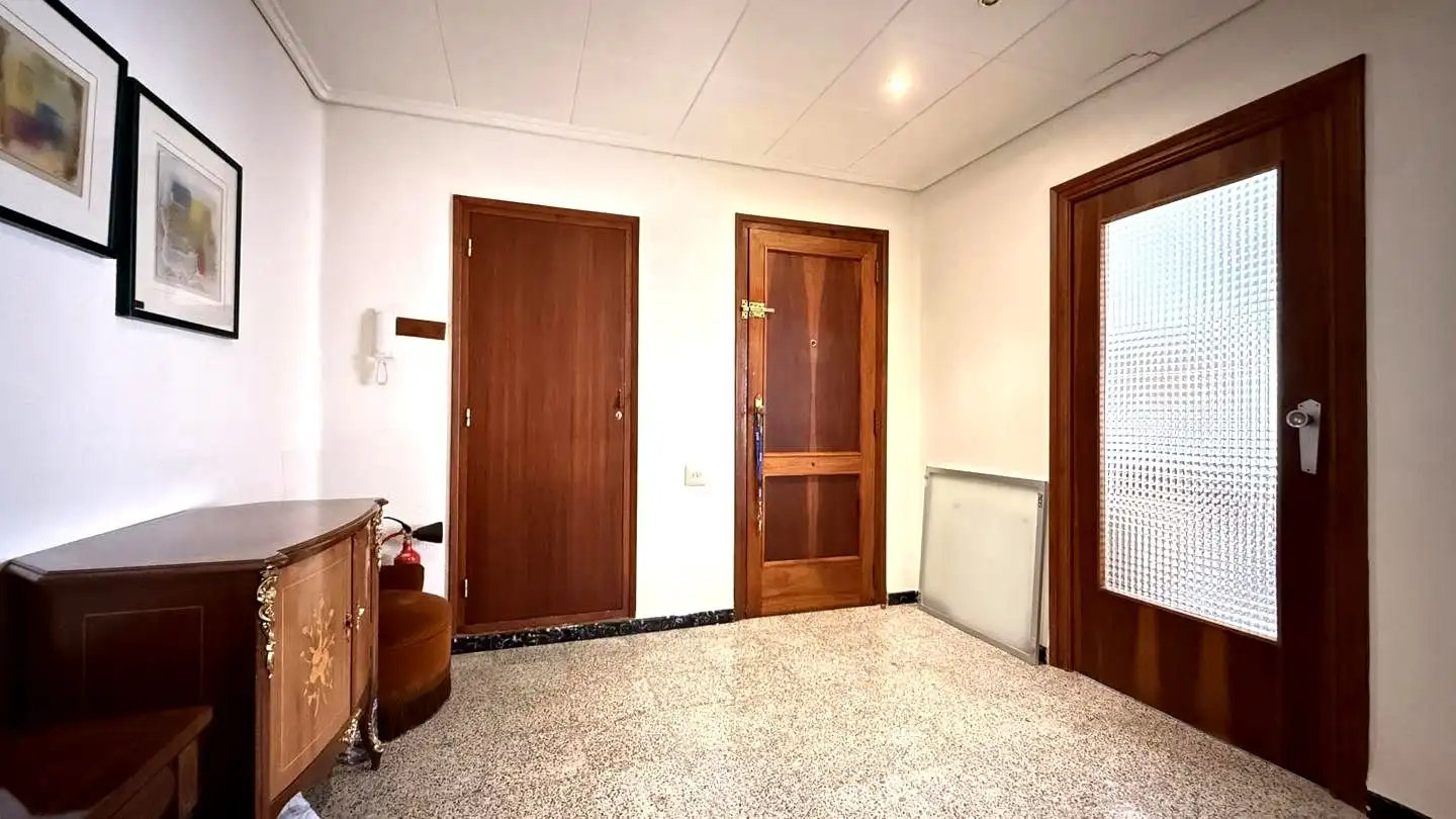 Wohnung mit Terrasse zum Verkauf in Casc Urbà