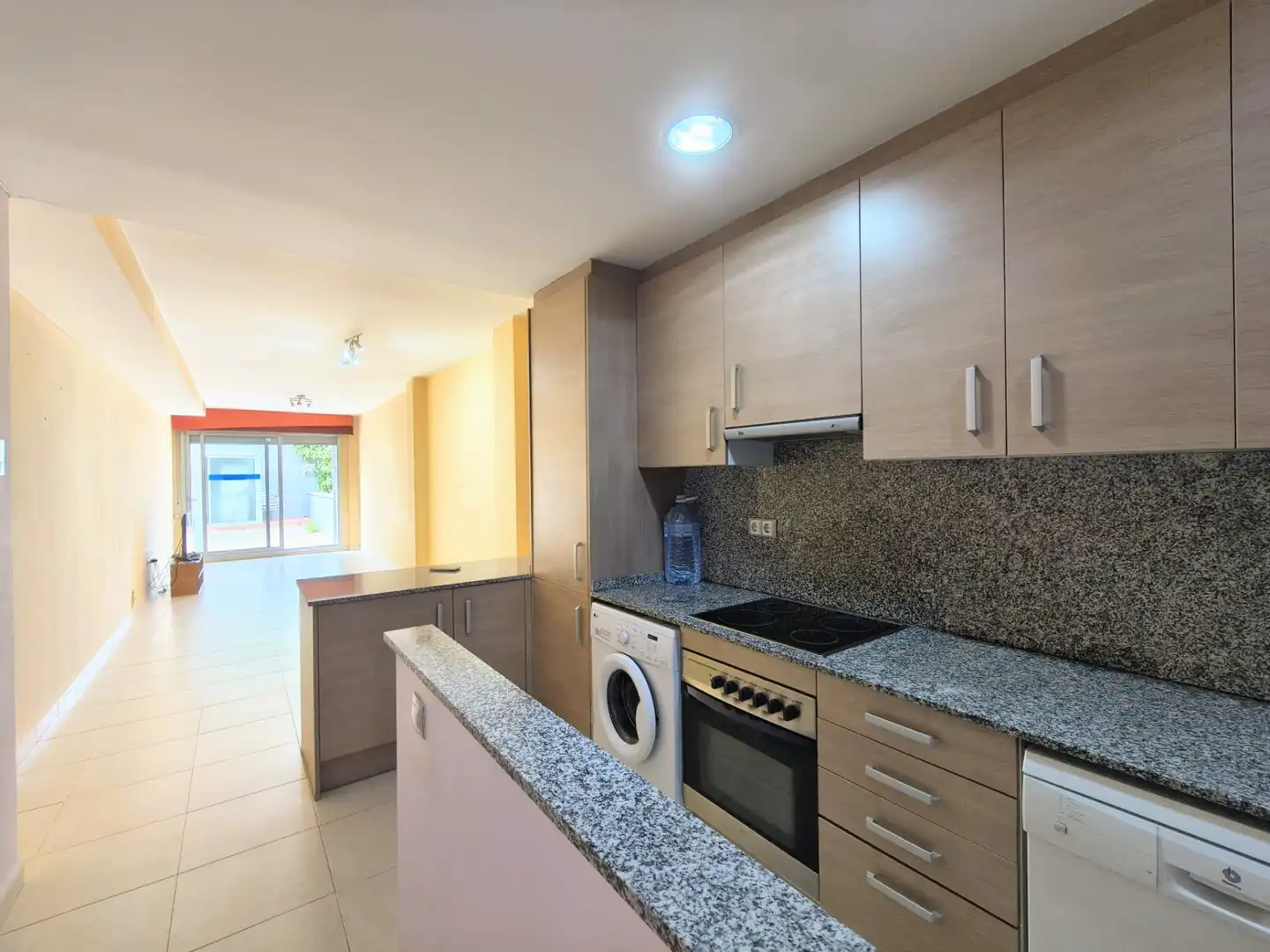 Cocina de Planta baja en venta en Terrassa con Aire acondicionado, Terraza y Amueblado