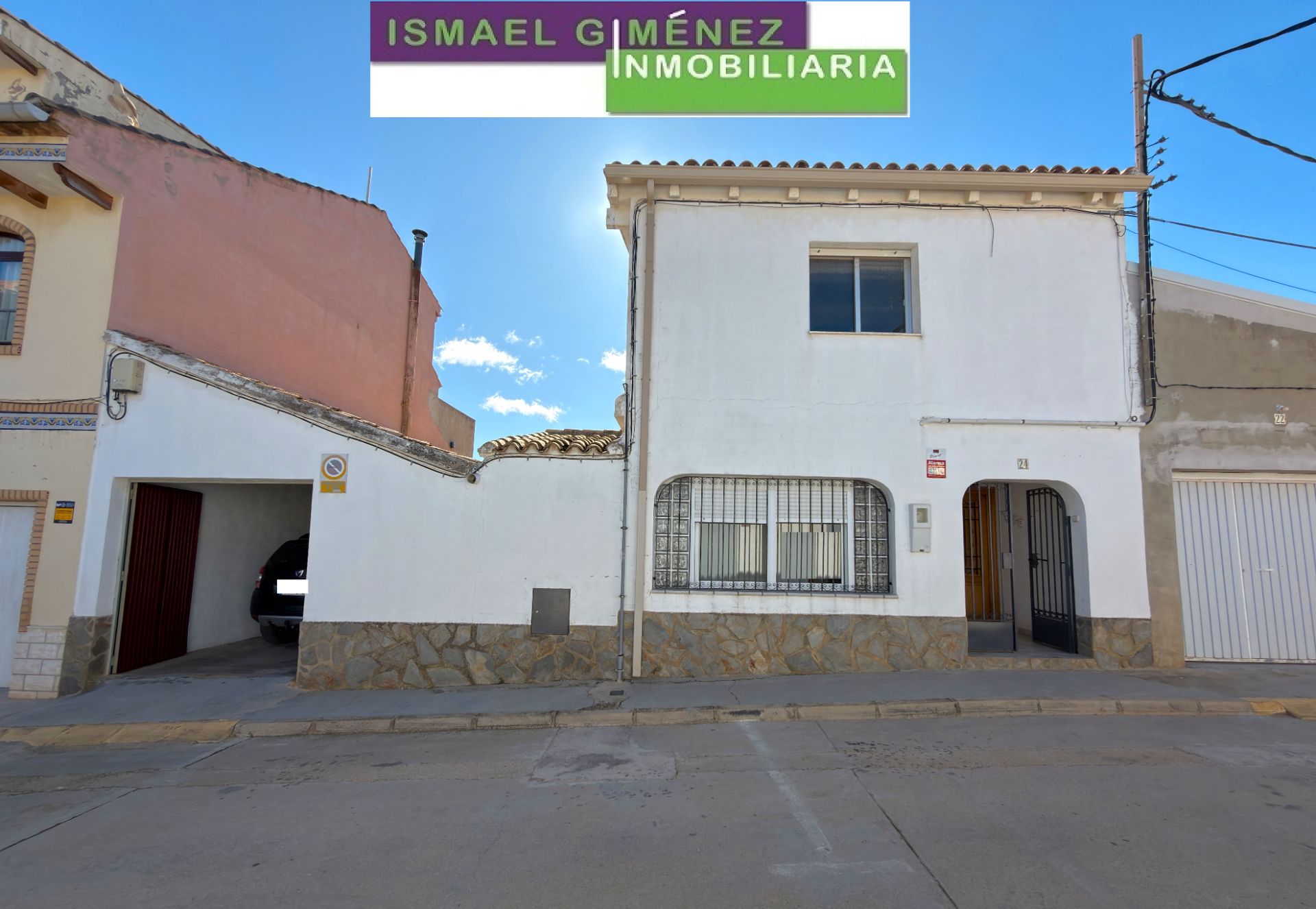 Exterior view of Single-family semi-detached for sale in Turís  with Air Conditioner, Heating and Terrace