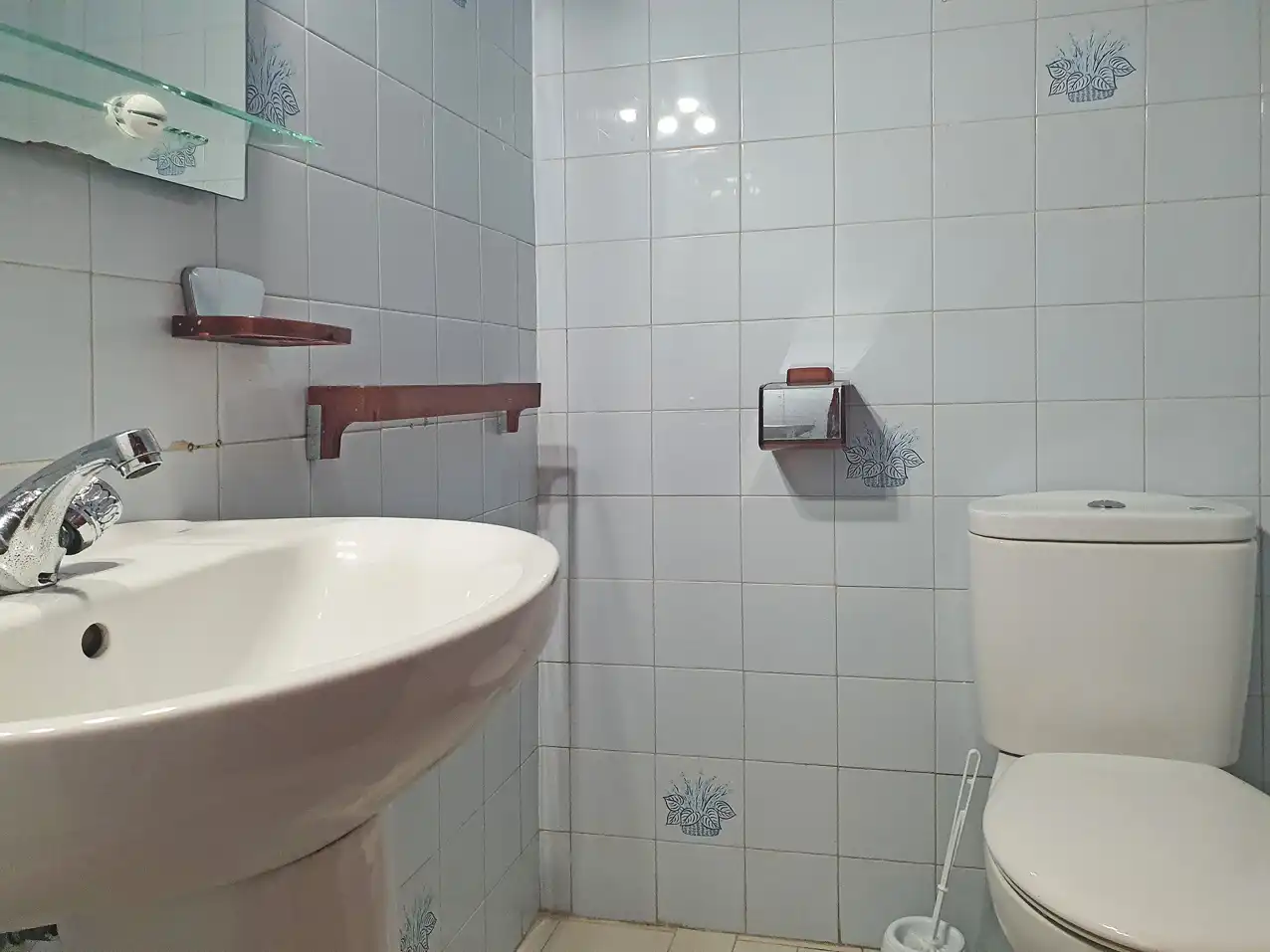 Zimmer in Calle de Alozaina, Santa Cristina - San Rafael