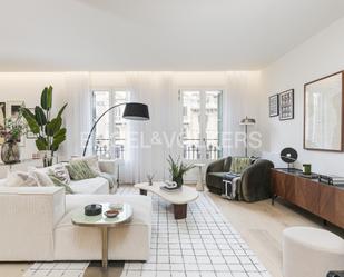 Sala d'estar de Apartament en venda en  Barcelona Capital amb Aire condicionat, Calefacció i Traster