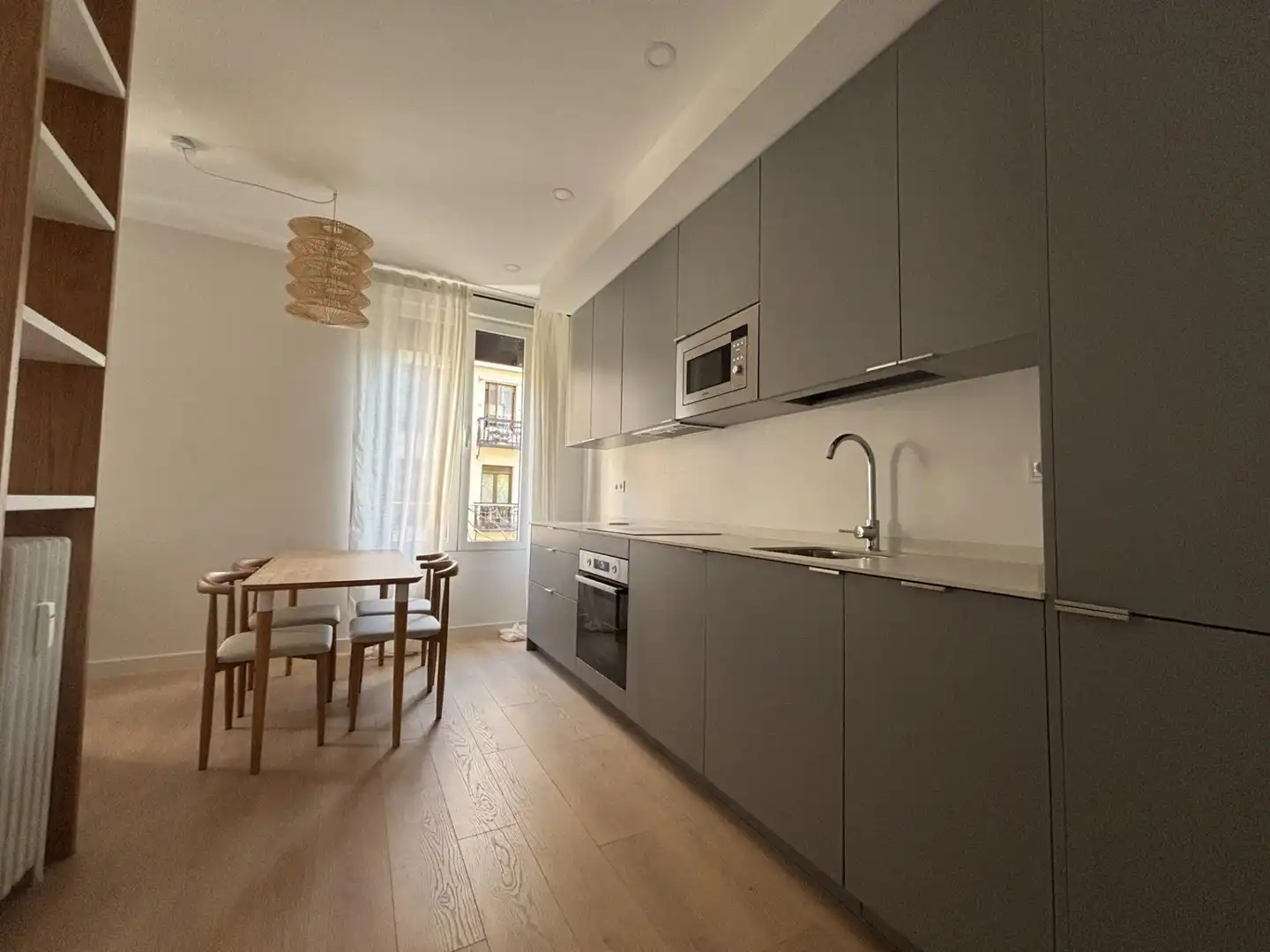 Kitchen of Flat for rent in Madrid  with Air Conditioner, Heating and Furnished