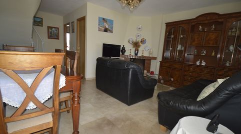 Foto 5 de Casa adosada de alquiler en Calle Yecla, Arroyo de la Miel, Benalmádena