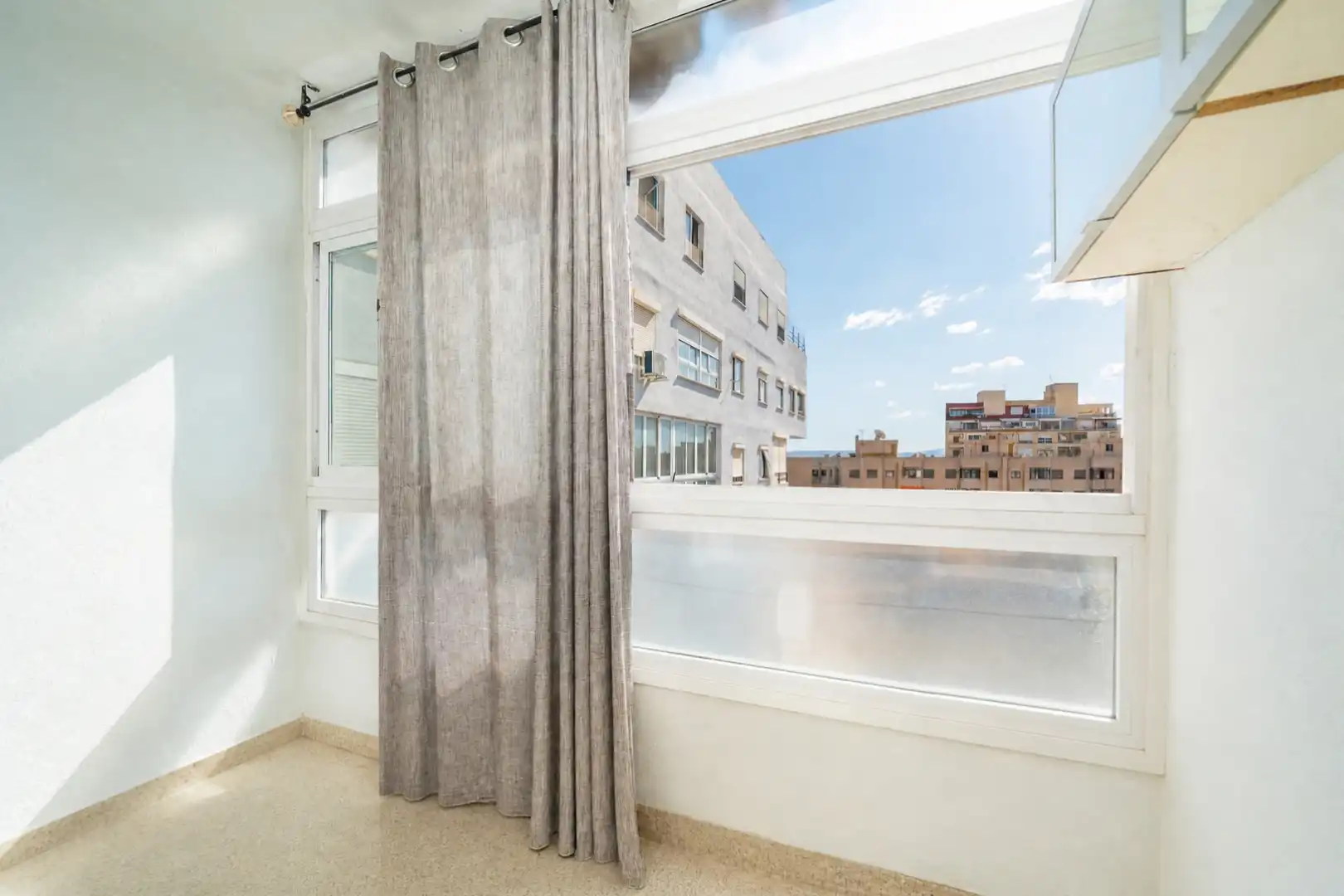 Bedroom of Flat for sale in  Palma de Mallorca  with Air Conditioner, Heating and Terrace
