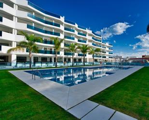 Piscina de Planta baixa en venda en Fuengirola amb Aire condicionat, Jardí privat i Terrassa