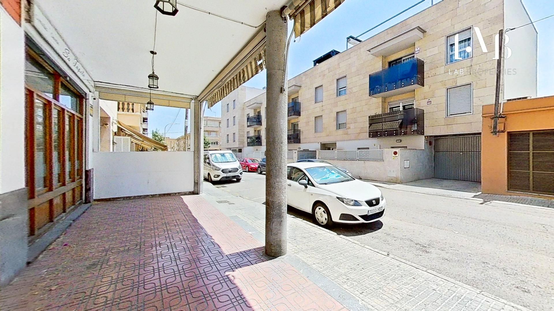 Vista exterior de Local en venda en  Palma de Mallorca amb Terrassa