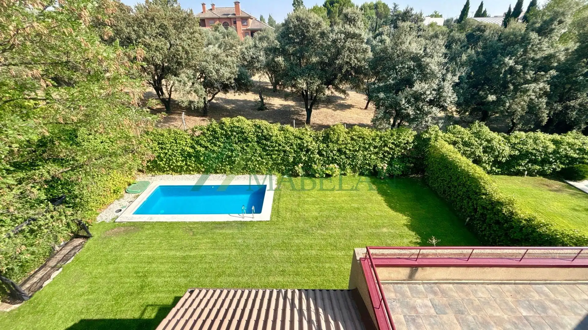 Garten von Einfamilien-Reihenhaus zur Miete in Madrid mit Klimaanlage, Privatgarten und Terrasse