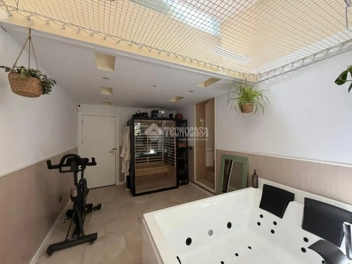 Detached homes for sale in San Agustín del Guadalix  with Air Conditioner, Heating and Private garden