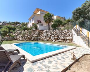 Vista exterior de Casa o xalet en venda en Ojén amb Aire condicionat, Terrassa i Piscina