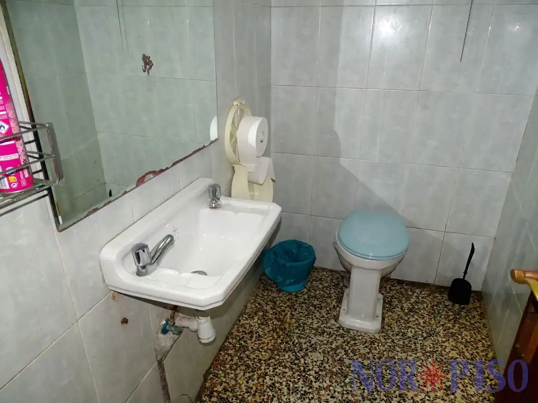 Bathroom of Commercial properties for sale in Bilbao 