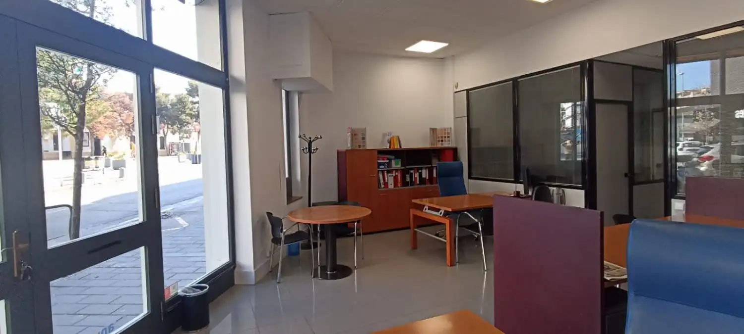 Local comercial de lloguer a Centre, imagen 4