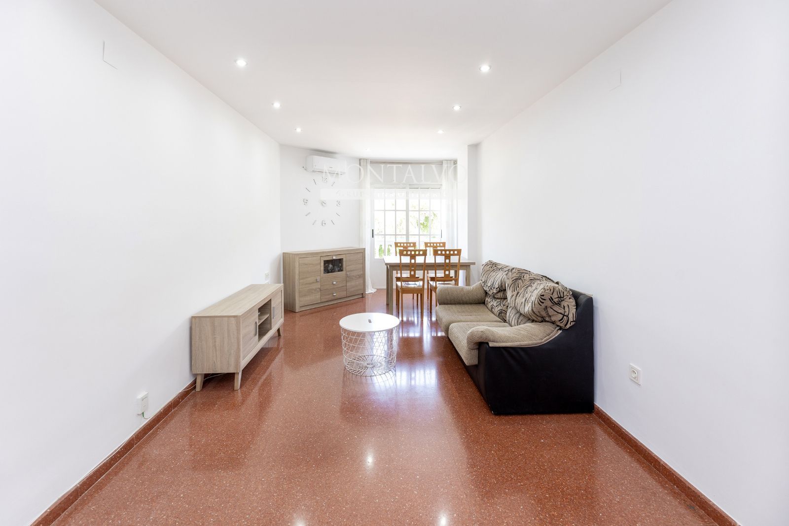 Sala d'estar de Pis en venda en Atarfe amb Aire condicionat i Terrassa