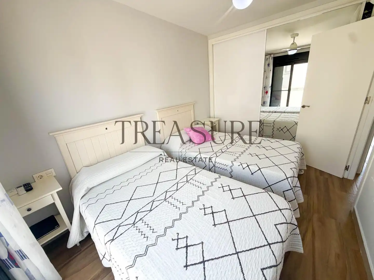 Habitación de Casa o chalet en venta en Pilar de la Horadada con Calefacción, Jardín privado y Terraza