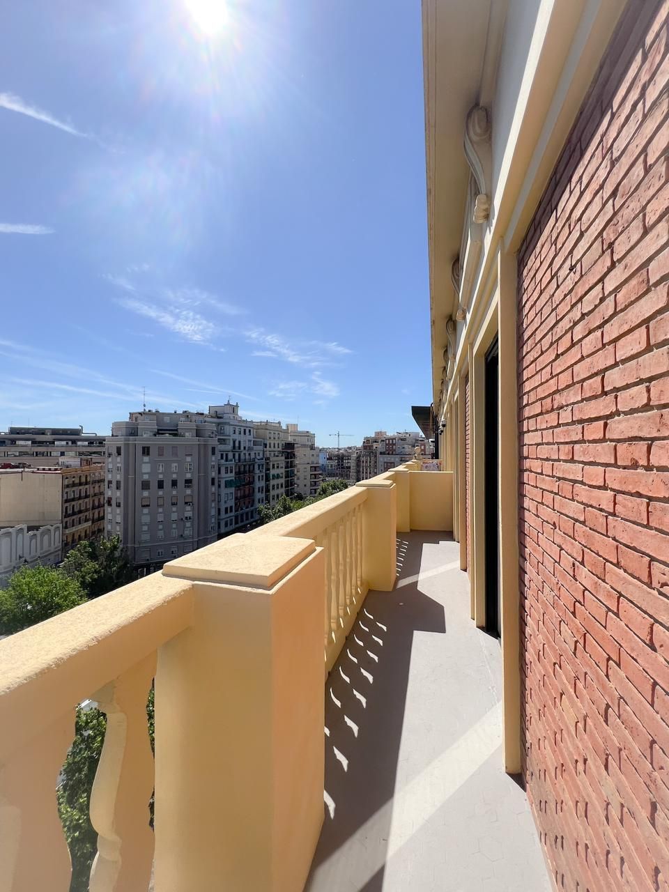 Flat to rent in Gran Vía de Ramón y Cajal, Arrancapins
