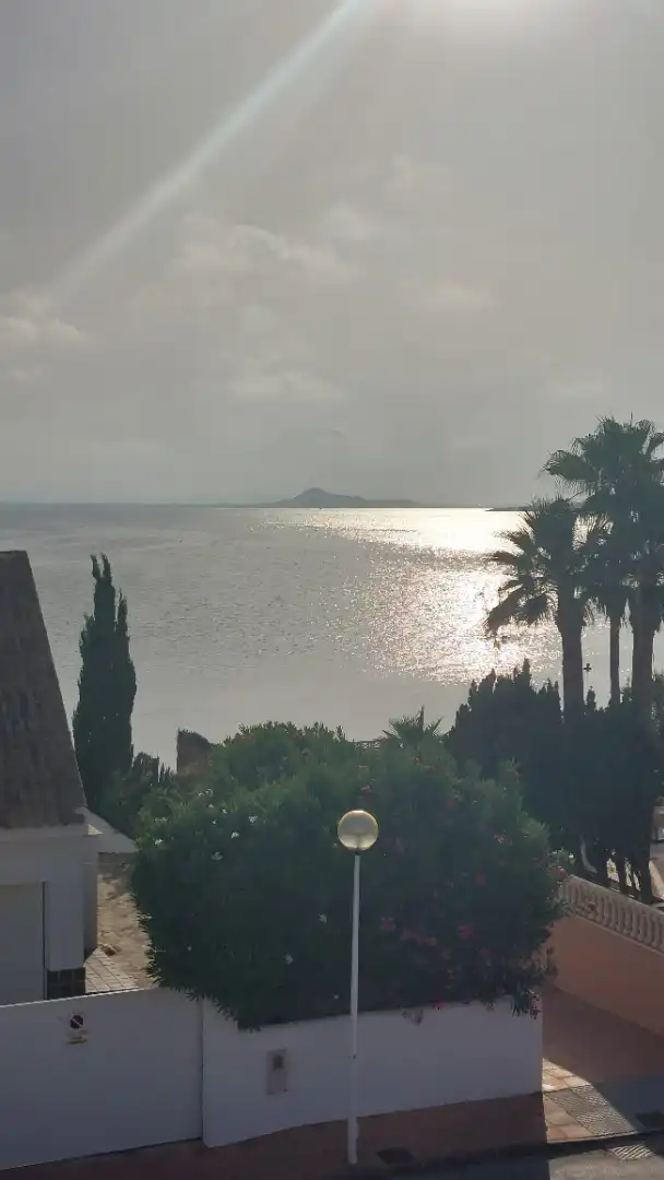 Haus oder Chalet zum Verkauf in La Manga del Mar Menor mit Klimaanlage, Privatgarten und Terrasse