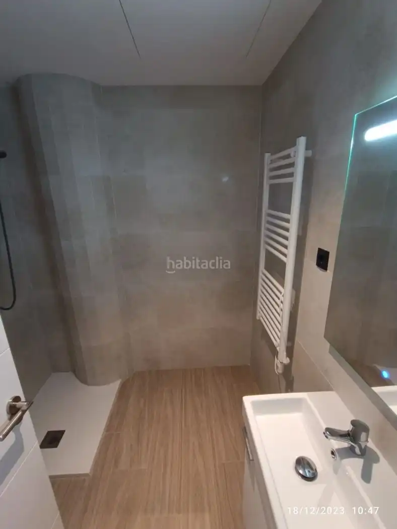 Büro zum Verkauf in Carrer de Josep Tarradellas 1, imagen 5