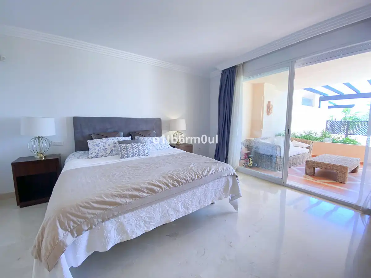 Piso con ascensor en venta en Nueva Andalucía, imagen 6