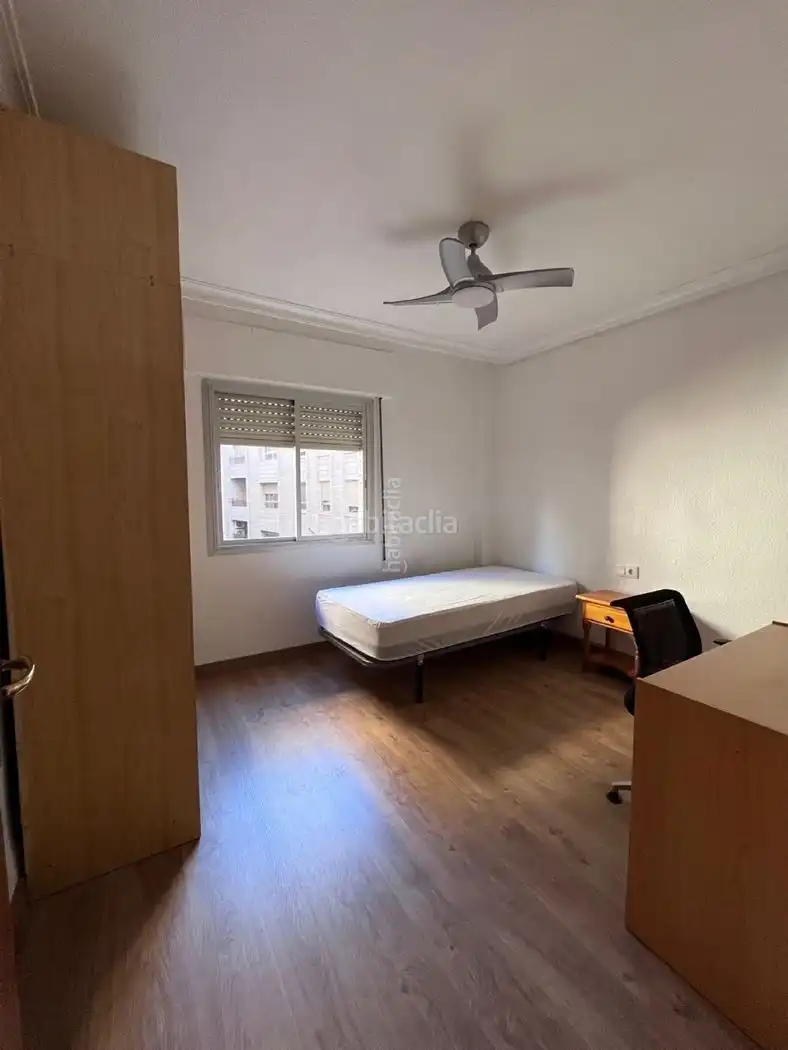 Appartamento con ascensore in affitto a Calle Vinader 2, imagen 4