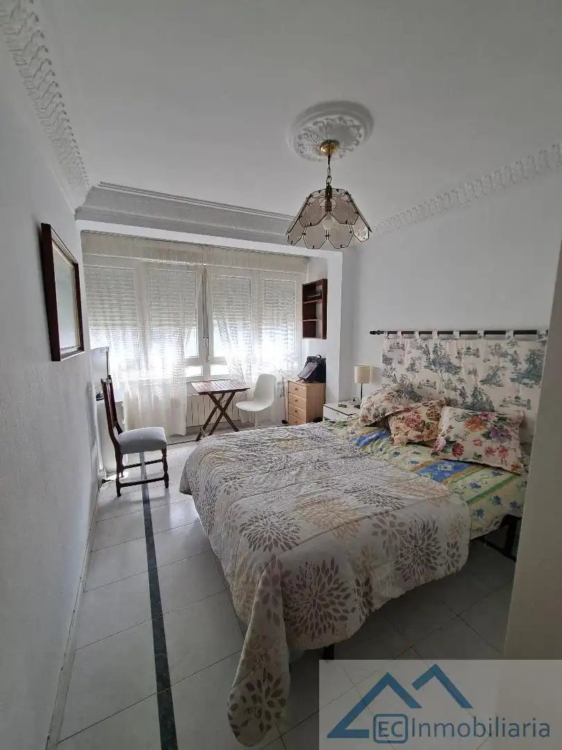 Habitación de Piso en venta en Santander con Calefacción