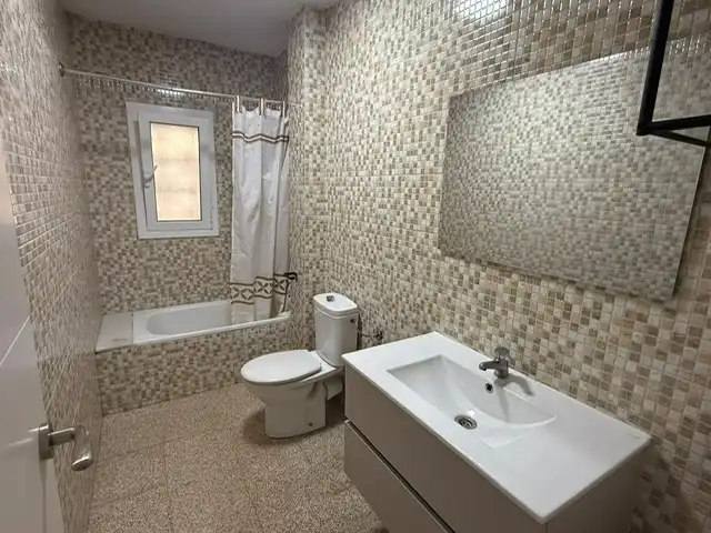 Flat with terrace for sale in Sant Celoni, imagen 9