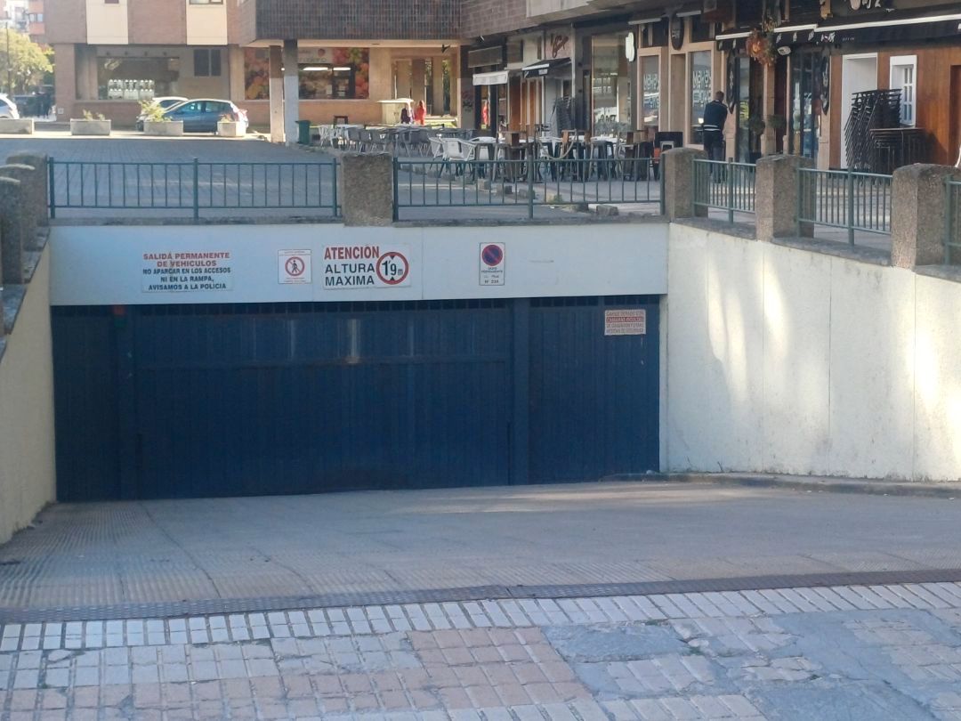Parking of Garage to rent in Burgos Capital  with Alarm