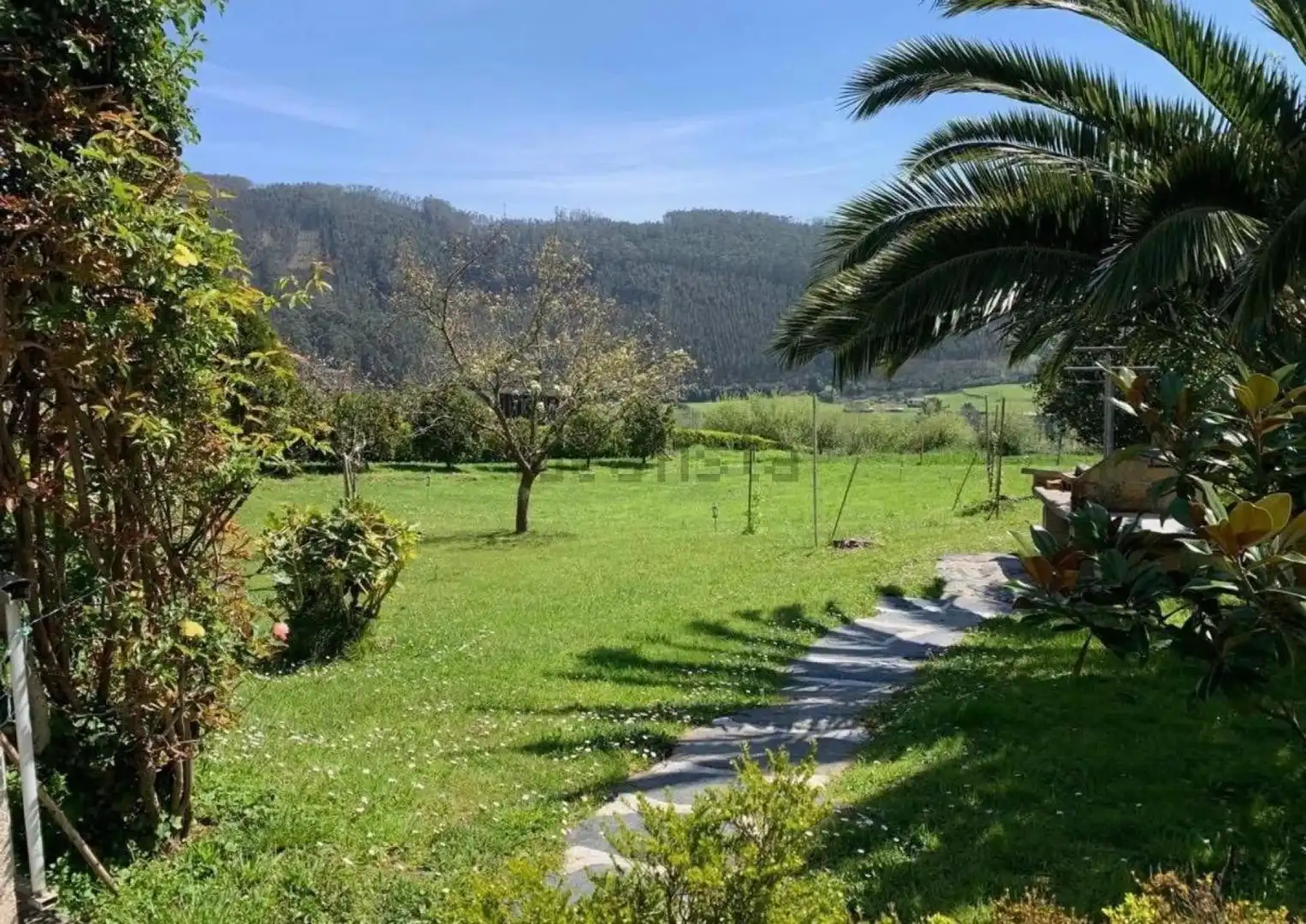 Garden of Country homes for sale in Cedeira  with Air Conditioner, Heating and Terrace