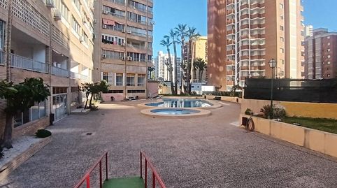 FANTÁSTICO APARTAMENTO DE 1 DORMITORIO, REFORMADO, CON PARKING COMUNITARIO Y PISCINA EN PLAYA DE LEVANTE