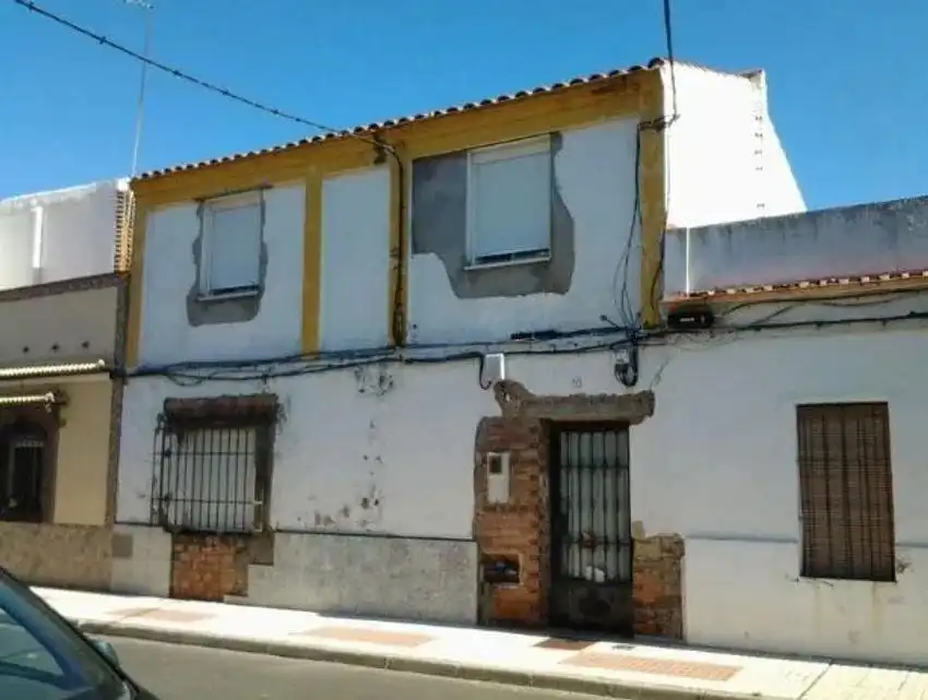 Exterior view of Detached homes for sale in La Rinconada