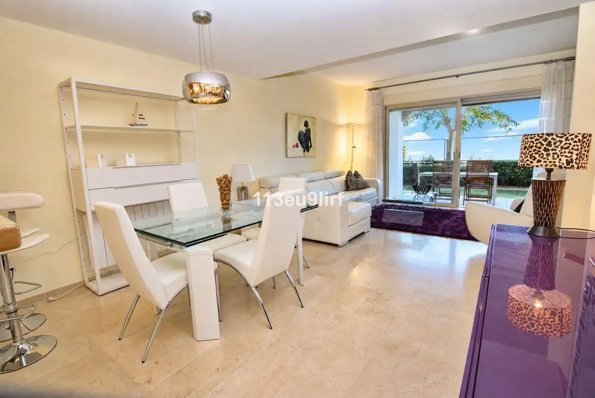 Sala de estar de Casa adosada de alquiler en Mijas con Aire acondicionado, Calefacción y Jardín privado