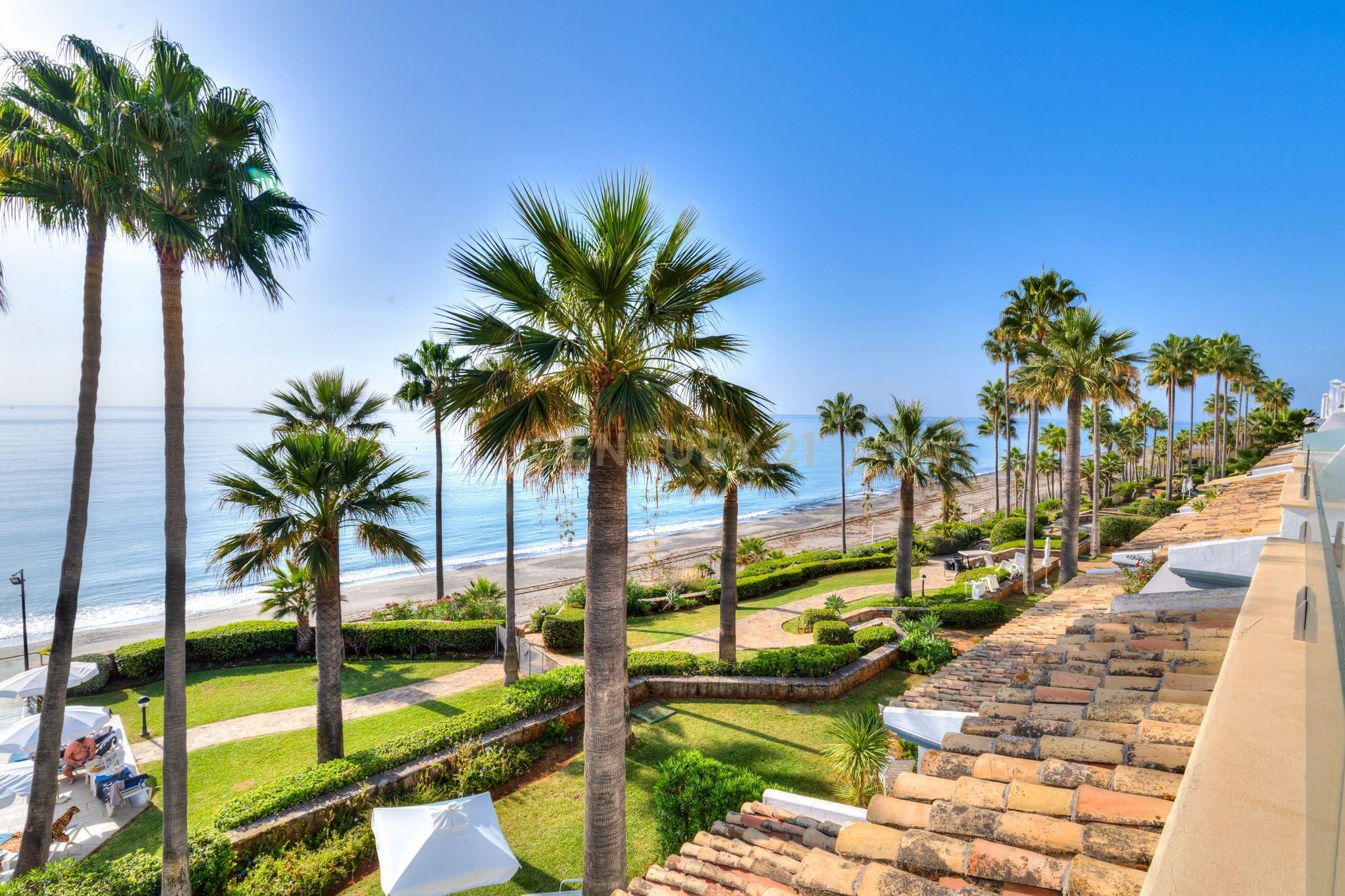 Jardí de Apartament en venda en Estepona amb Aire condicionat, Traster i Piscina