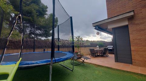 Foto 3 de Casa adosada en venda a Avinguda Vall del Sol, 7, Vallirana, Barcelona