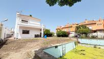 Garden of House or chalet for sale in Algeciras  with Private garden and Swimming Pool