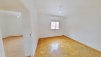 Bedroom of Flat to rent in  Madrid Capital  with Oven, Washing machine and Pets allowed