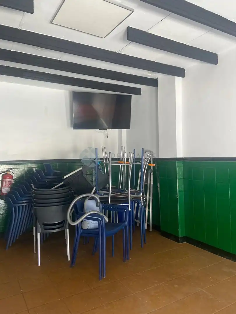 Local en venta en La Pobla de Farnals