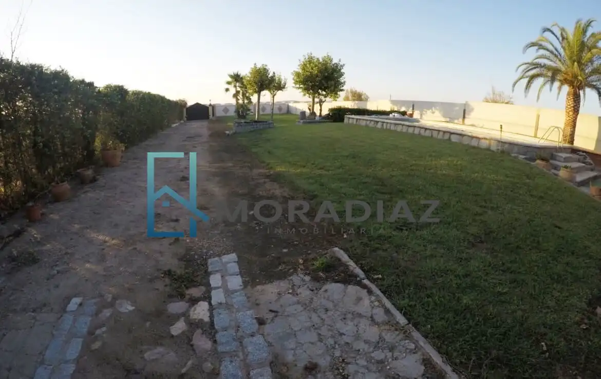 Casa o chalet en venta en Don Benito con Aire acondicionado, Calefacción y Jardín privado