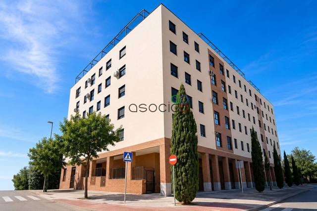 Garaje en Venta en bulevar del deporte en Ayuntamiento - Avenida Siglo XXI