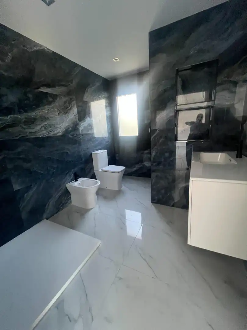 Baño de Casa o chalet en venta en Padul con Aire acondicionado, Calefacción y Jardín privado