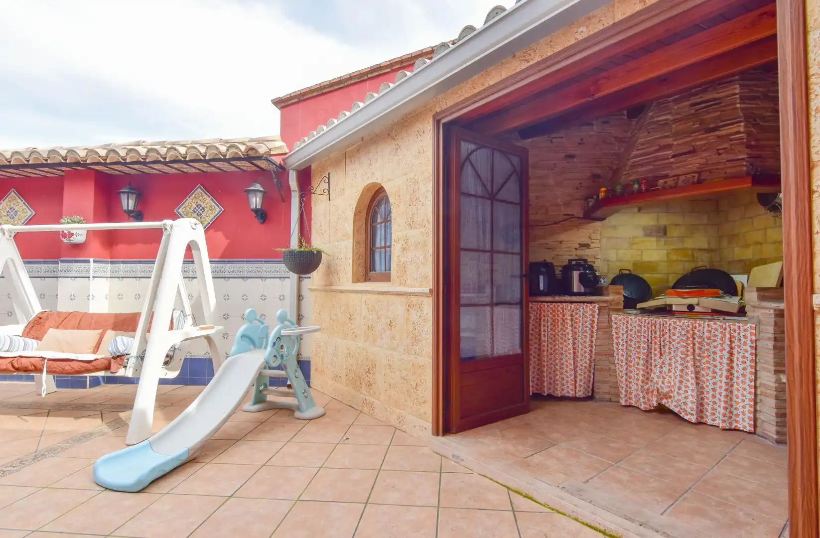 Jardín de Casa o chalet en venta en Canals con Aire acondicionado, Calefacción y Terraza