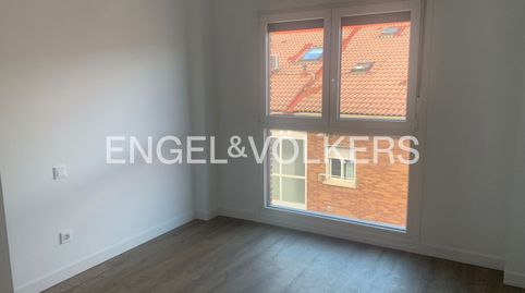 Foto 2 de Piso de alquiler en Casa Amarilla, Galapagar