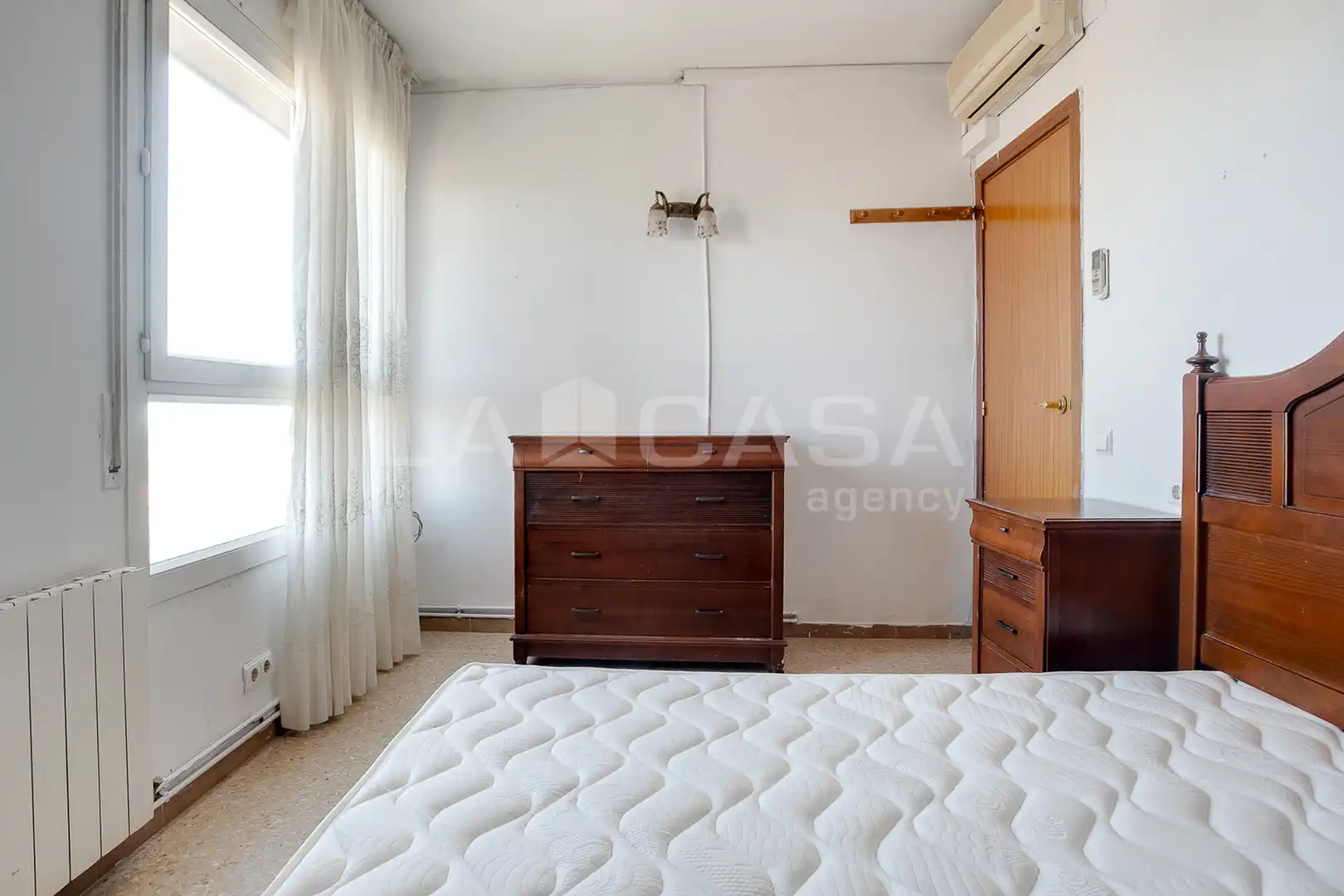 Habitación de Piso en venta en Barcelona con Calefacción y Balcón