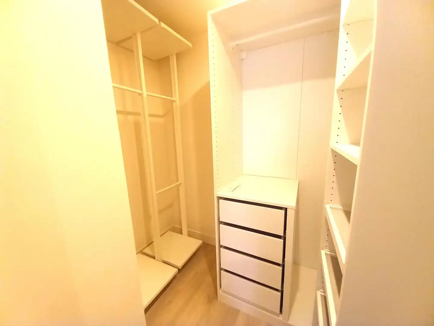 Schlafzimmer von Wohnung zur Miete in Barcelona mit Klimaanlage, Heizung und Terrasse
