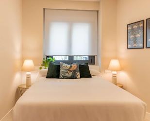 Bedroom of Apartment to share in  Madrid Capital  with Air Conditioner, Heating and Terrace