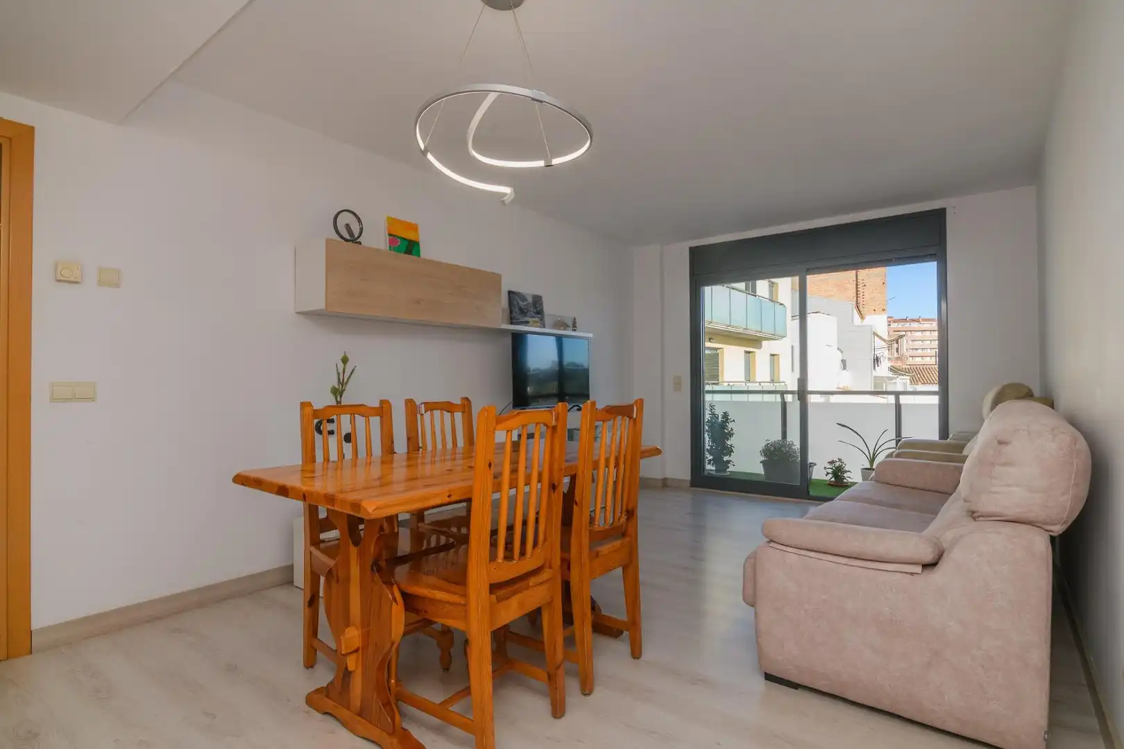 Comedor de Piso en venta en Manresa con Calefacción y Balcón