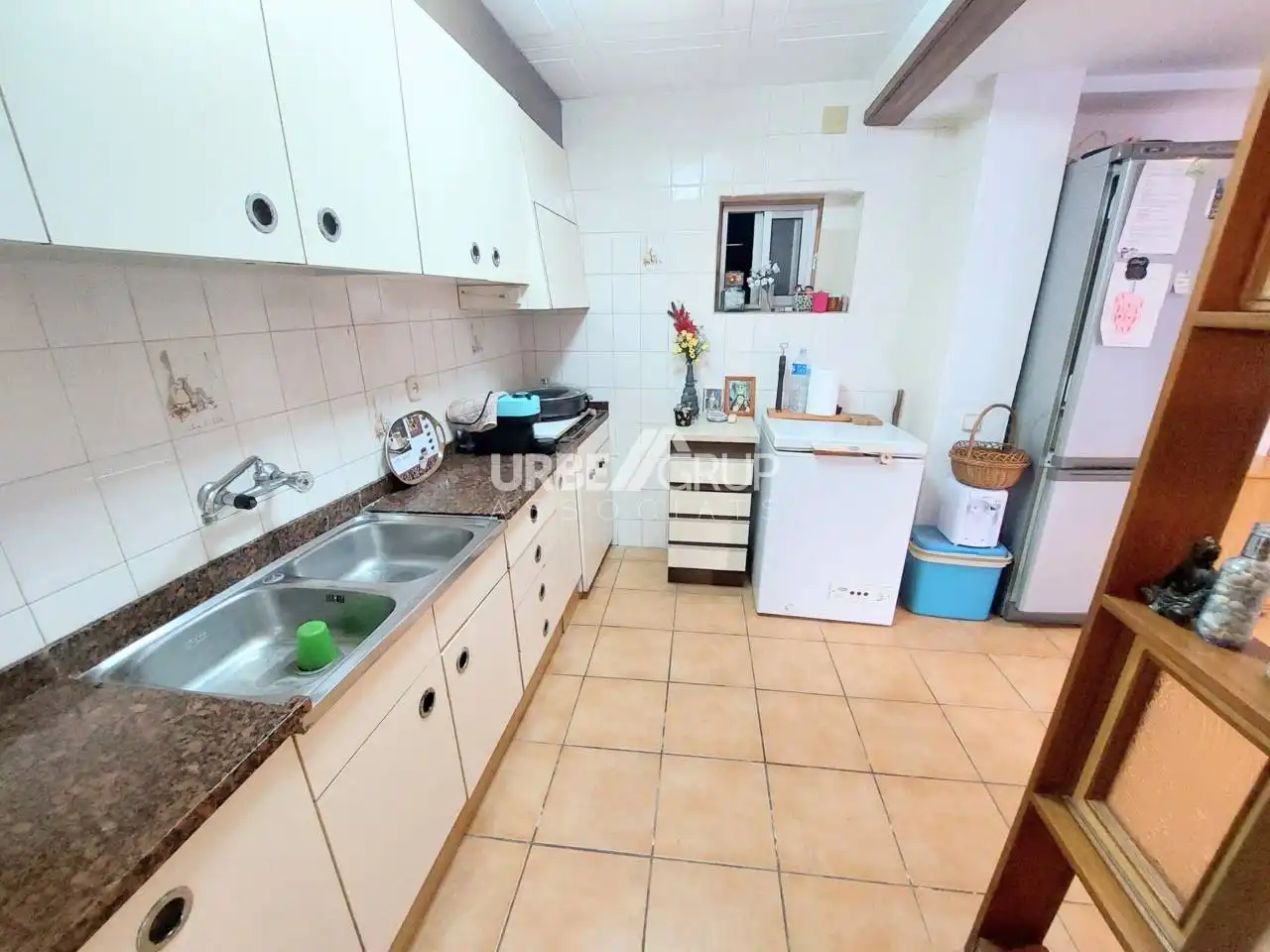 Cuina de Casa o xalet en venda en Terrassa amb Calefacció, Jardí privat i Terrassa