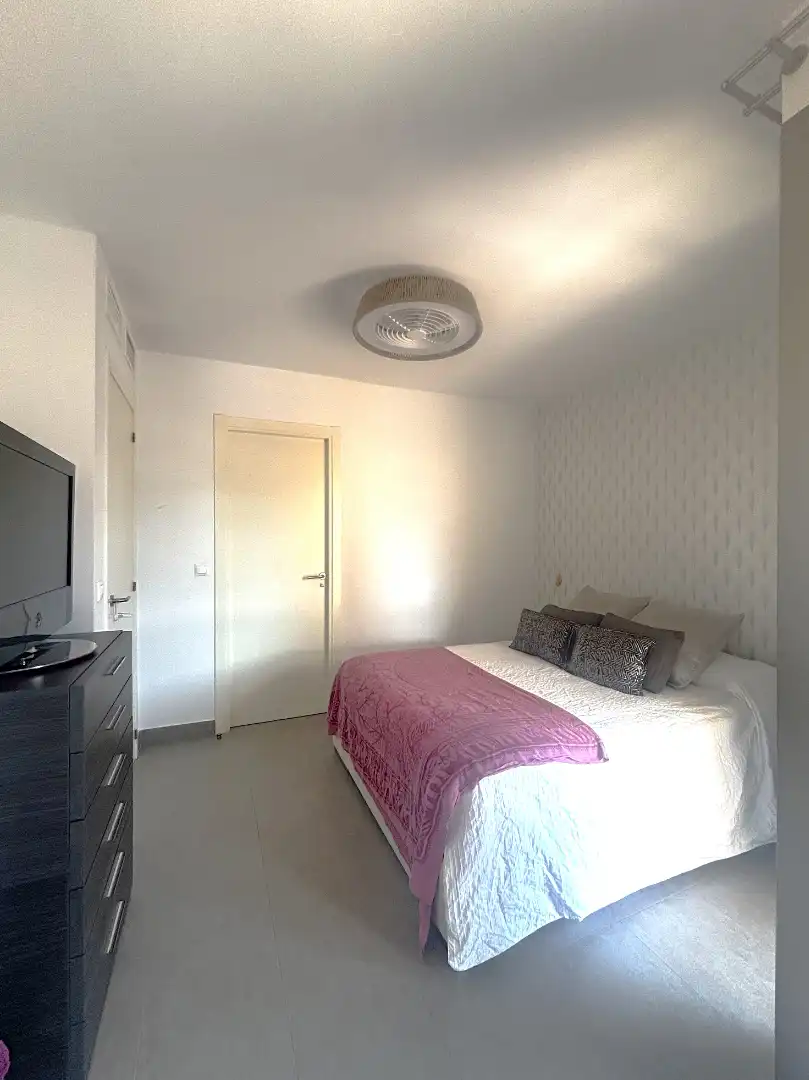 Schlafzimmer von Wohnung zur Miete in Sant Josep de sa Talaia mit Klimaanlage, Heizung und Privatgarten