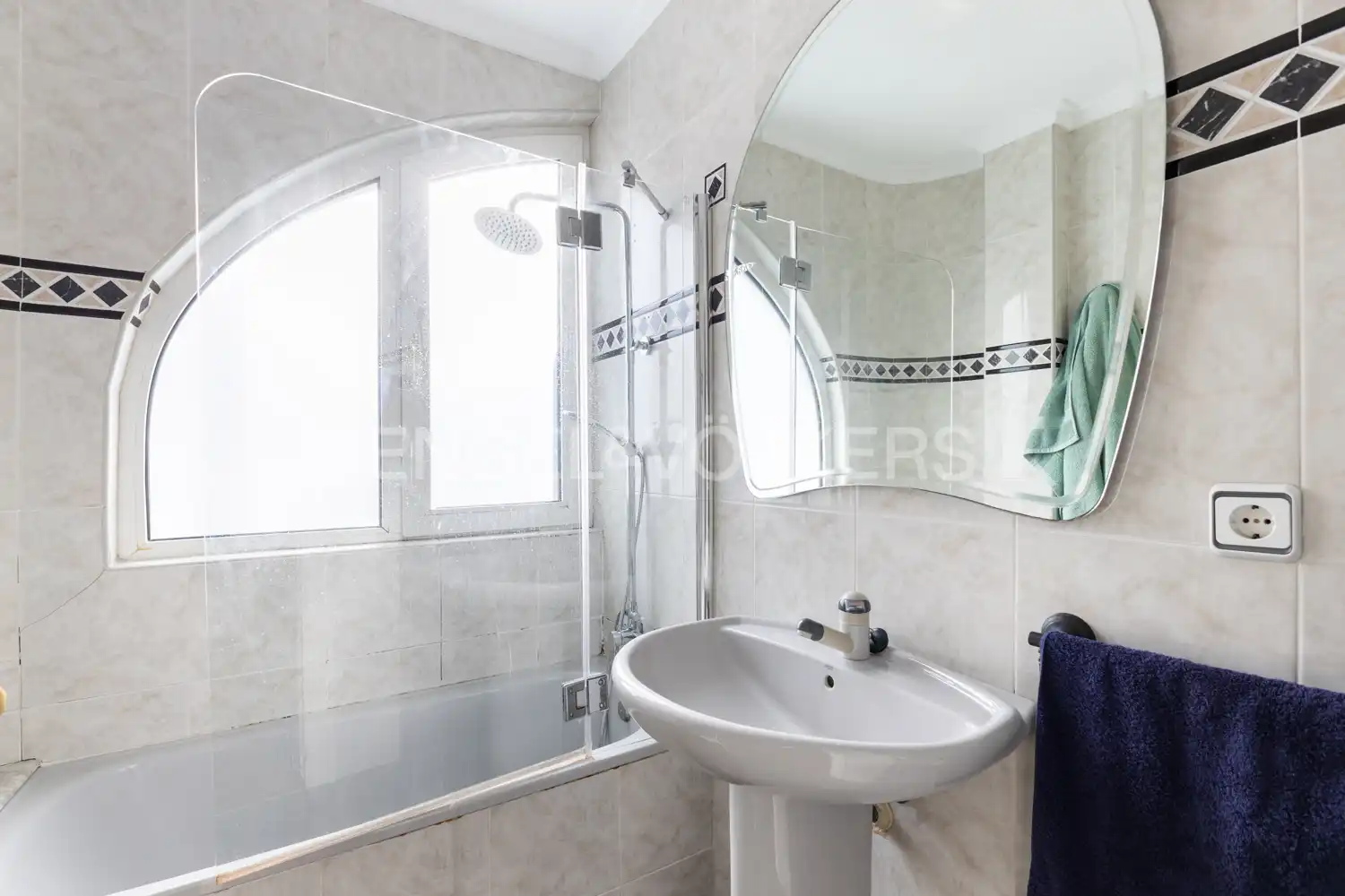 Bathroom of Houses for sale in Albal  with Air Conditioner, Heating and Parquet flooring