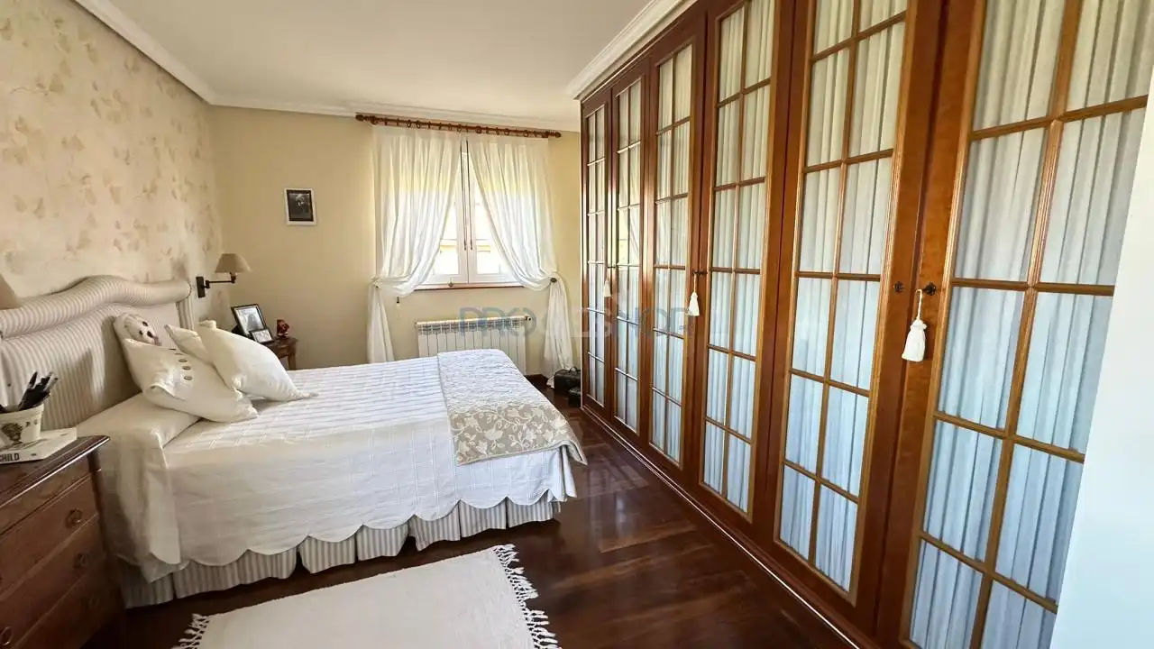 Habitación de Casa o chalet en venta en Sariegos con Calefacción, Jardín privado y Terraza