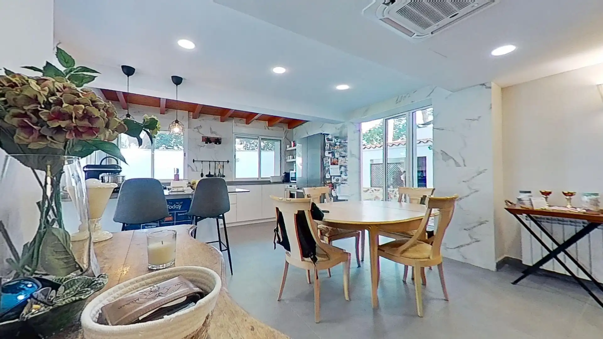 Küche von Einfamilien-Reihenhaus zum Verkauf in Benicasim / Benicàssim mit Klimaanlage und Heizung